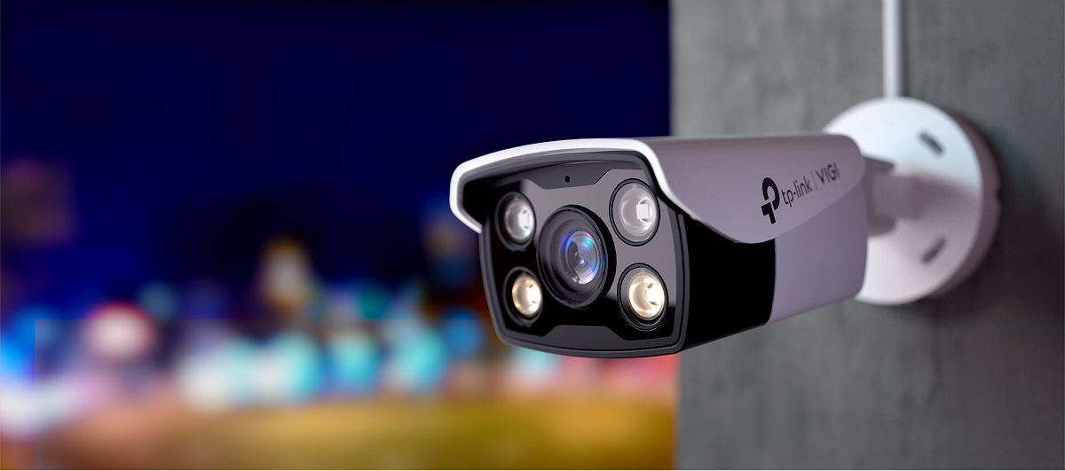 Camera Wi-Fi Bullet Full Color Ngoài Trời 3MP VIGI C330(4mm): Màu Sắc Chân Thật, Ngày & Đêm